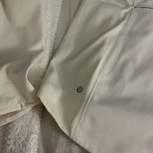 Lululemon jacket - Picture 3 of 4